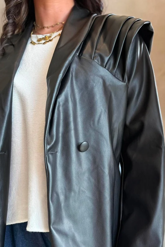 Benatar Pleat Shoulder Jacket Black